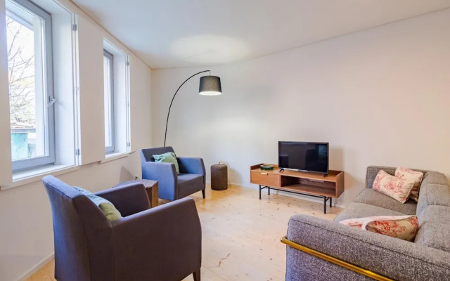 Youropo - Taipas 6 in Oporto