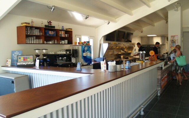 Tidy Holiday Home With Dishwasher