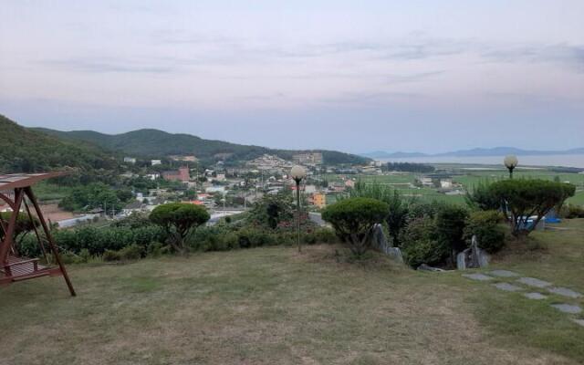Ganghwa Haneulchae Pension