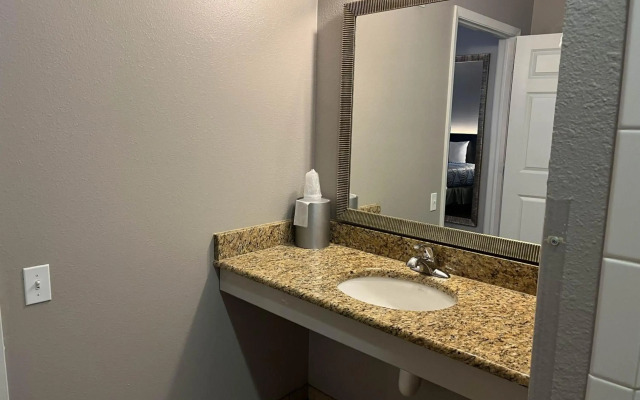 Motel 6 Junction, Texas - Llano River