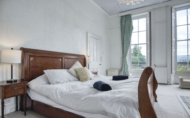 Rumwell Park - 8 Bedroom Manor House- Taunton