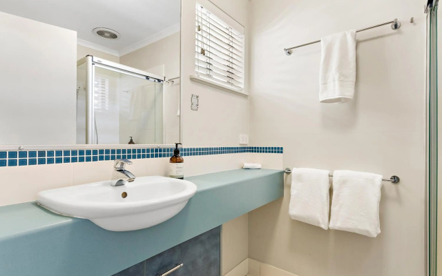 Modern & Stylish 2 Bedroom Townhouse