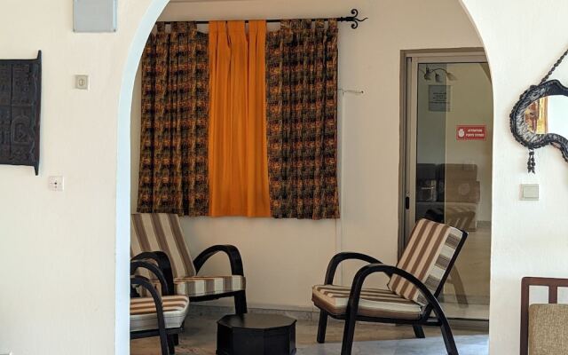 Veronica Guest House