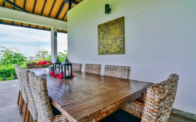 Lovina Residence