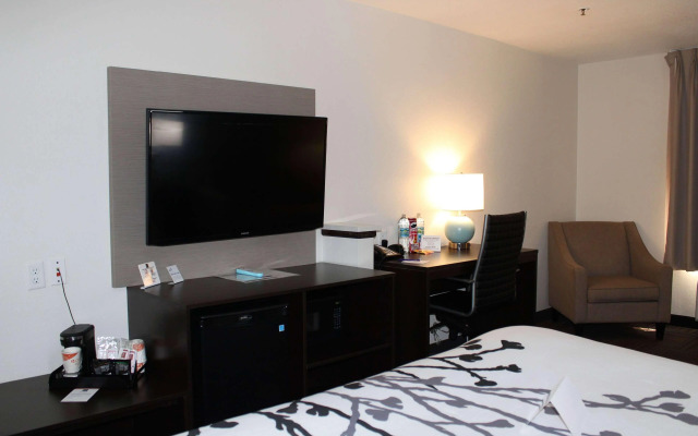 Wingate by Wyndham Kings Bay Naval Base / I-95