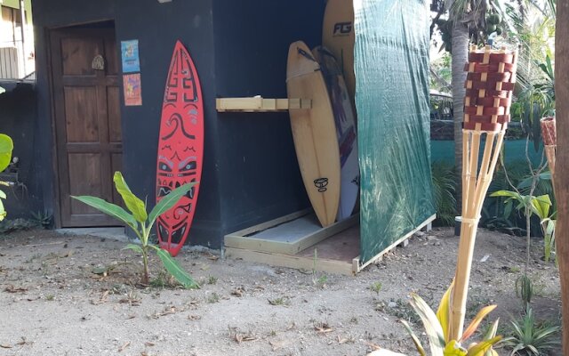 Akih Pods Hostel