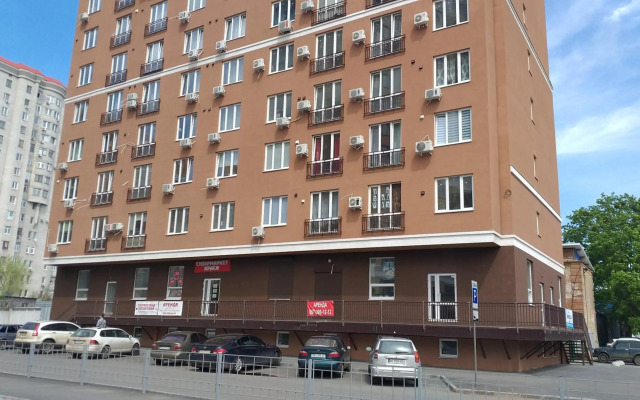 Белая студия на Южном вокзале