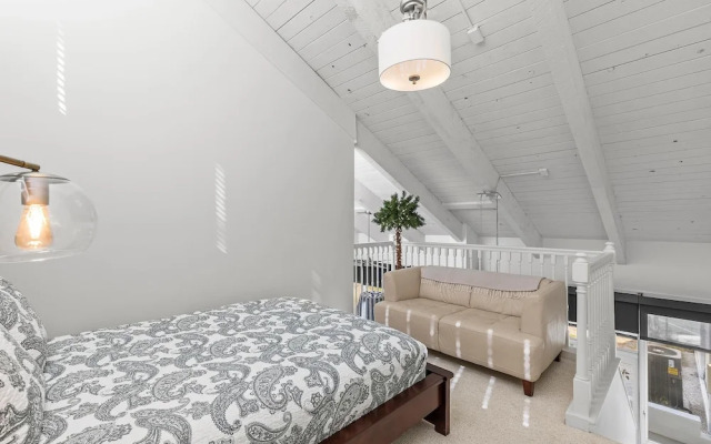 Sea Winds Condominiums C