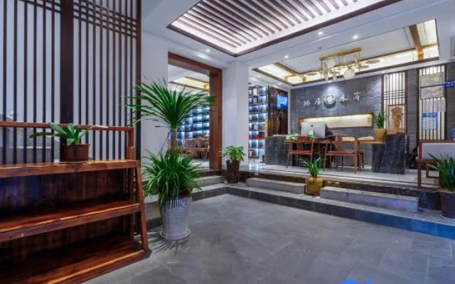 Qiju Shuian High-end Riverview Hostel