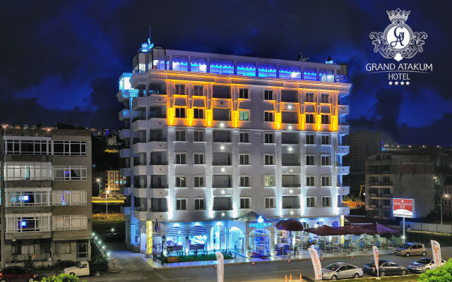 Grand Atakum Hotel