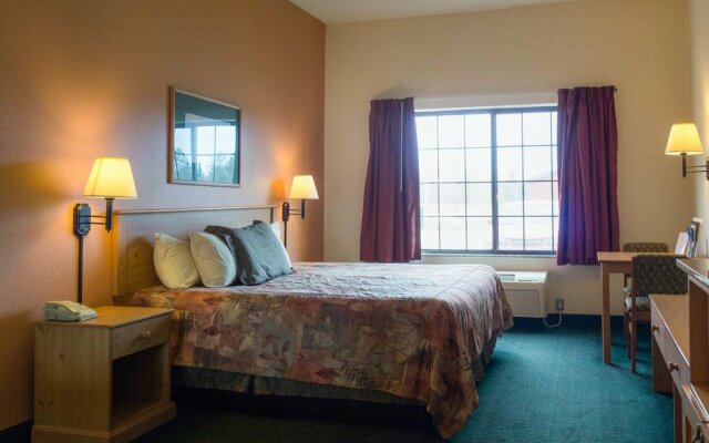 White Oak Inn & Suites