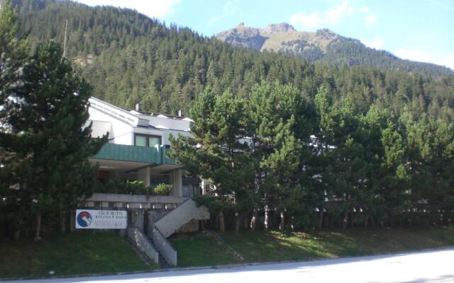 Club Hotel Regina E Fassa