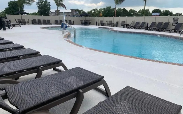 Sleep Inn & MainStay Suites