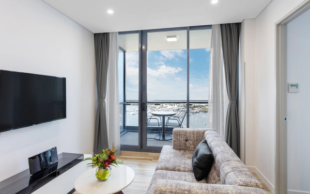 Meriton Suites Southport, Gold Coast – Guest Rooms – Gold Coast