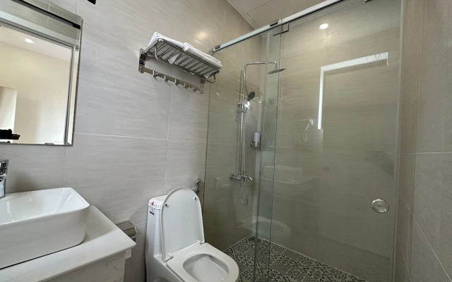 Capital O 1208 Phong Van Villa