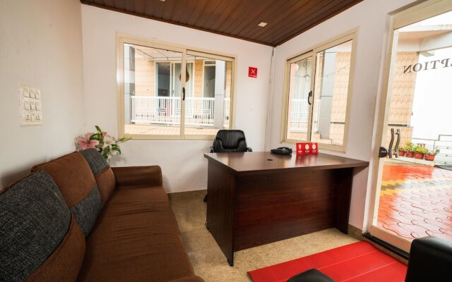 OYO 10047 Greenland Residency