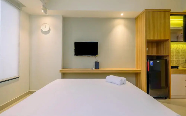 Fully Furnished With Modern Design Studio At Evenciio Apartment