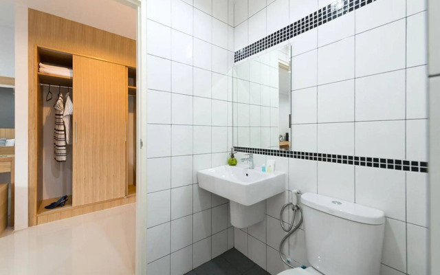 Pixel Hostel Phuket Airport