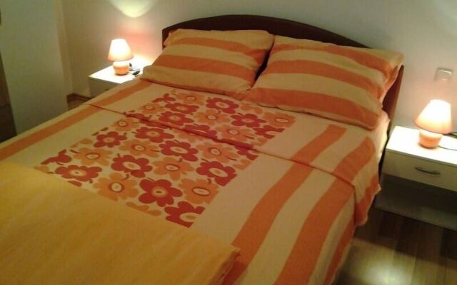 Apartmani Marinović - Vodice