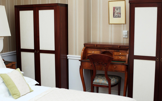 The Bonerowski Palace Boutique Hotel