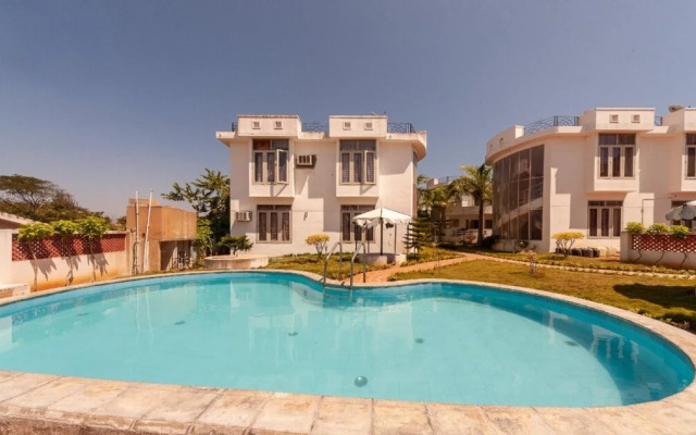 Pritee Resorts By OYO Rooms