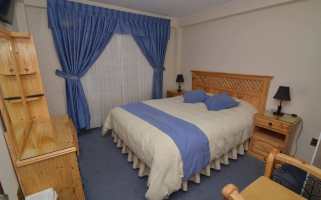Almudena Apart Hotel