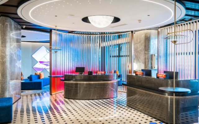 Radisson RED Wuhan Jianghan Road – Lobby – Wuhan
