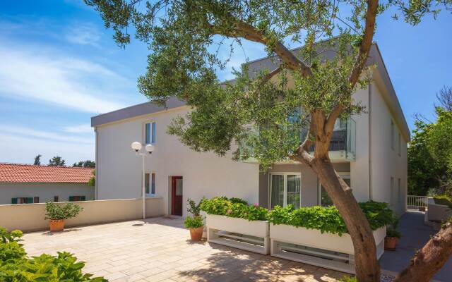 Aparthotel Pharia