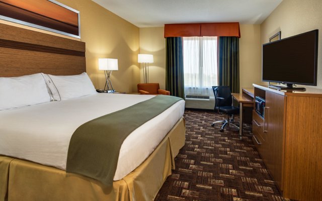 Holiday Inn Express & Suites Fort Lauderdale Airport South, an IHG Hotel