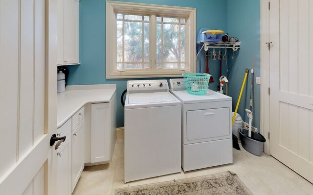 23 Pelican 6 Bedroom Home