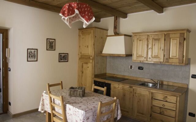 Le Petit Fenestrelle