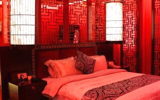 Yuebanwan Hotel (Fat Donglai at Xuchang Railway Station)