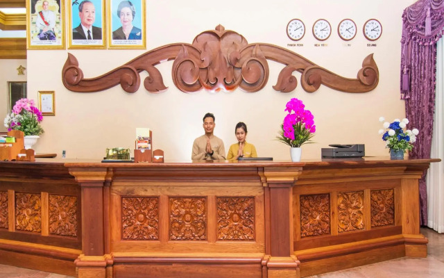 Phnom Penh Era Hotel