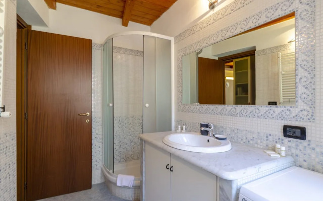 Altido Piazza del Roso Genova Universitaria