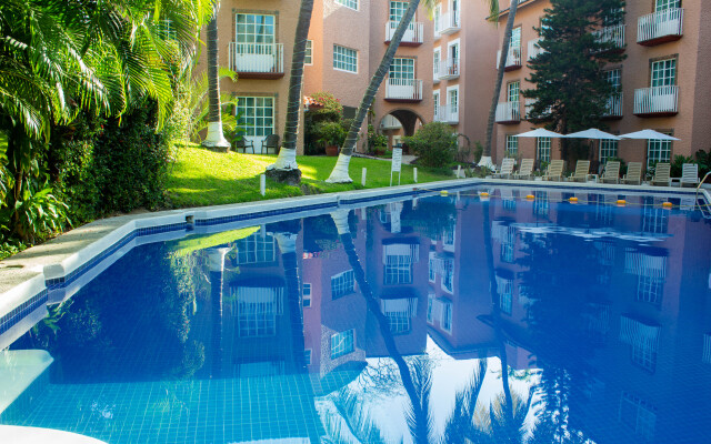 Hotel Castillo Huatulco & Beach Club