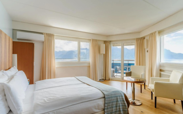 Hotel Mona