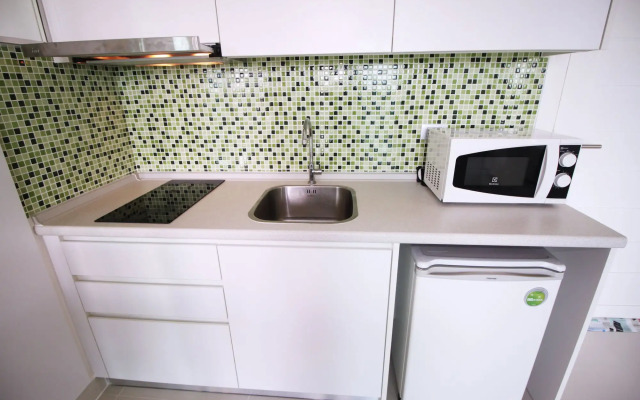 Amazon Residence Pattaya Sunny Rentals