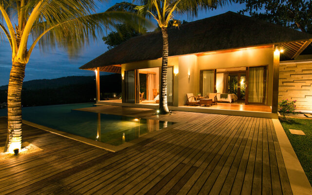 MORA Royal Villa