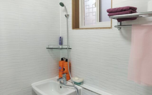 Gangneung Guest House Ocean Capsule