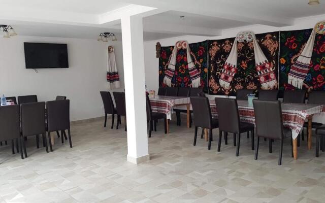 Pensiunea Todorica Sergiu