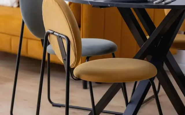 Stylish Apartment Bażantów by Renters