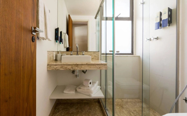 Mc Flats Country Residence Service