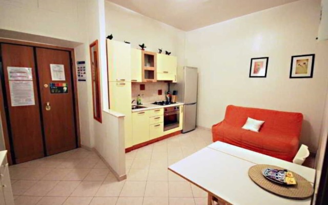 Ota Trevi Foutain Suite