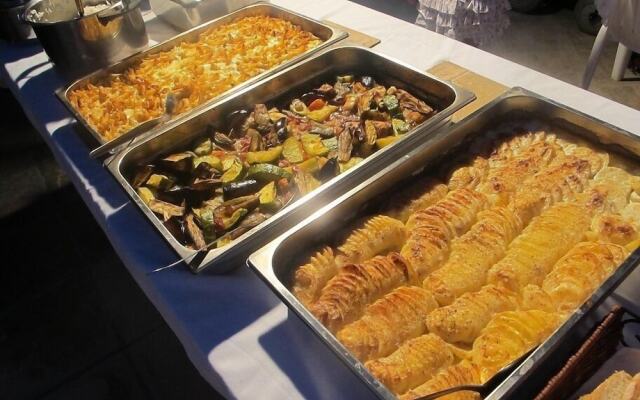 C & A Hotel Apartments