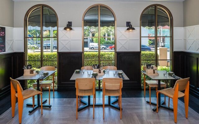 Mantra on Jolimont Melbourne