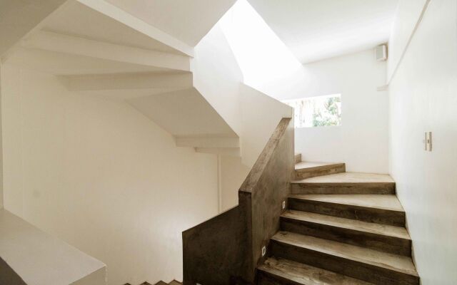 RedDoorz Plus @ Boni Avenue Mandaluyong