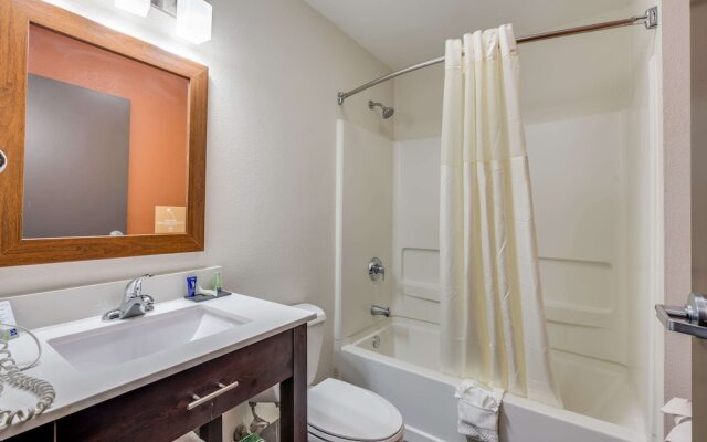 Microtel Inn & Suites by Wyndham Decatur
