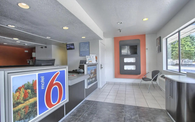 Motel 6 New Cumberland, PA - Harrisburg - Hershey South