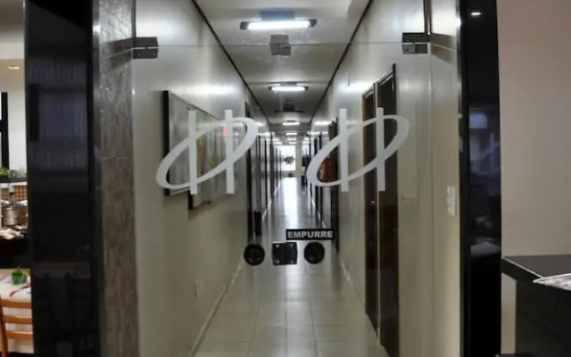 Carolina Plaza Hotel