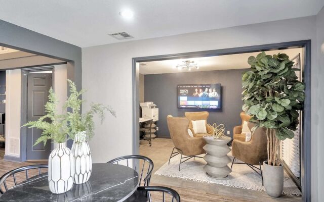 Lovely Midland Getaway With Fitness Center